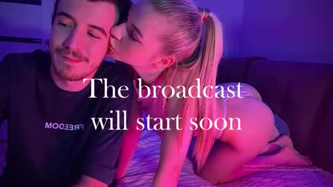 Ester online show from 12-21-25, 05:09