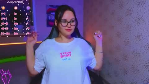 EsterPlayful online show from 09-13-25, 04:07