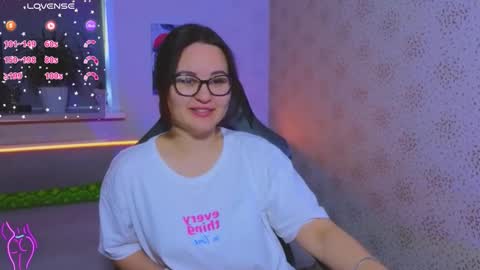 EsterPlayful online show from 10-11-25, 07:07