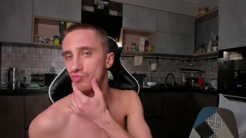 LOUIS online show from 03-02-26, 05:08