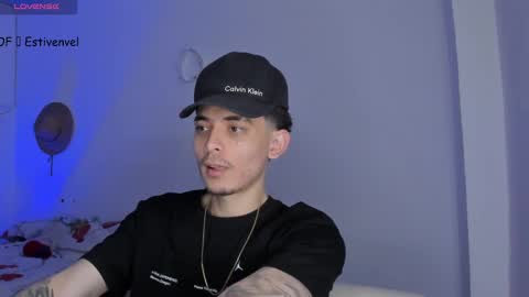 estivenvel online show from 03-01-25, 02:34