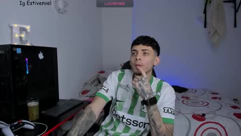 estivenvel online show from 03-17-26, 07:06