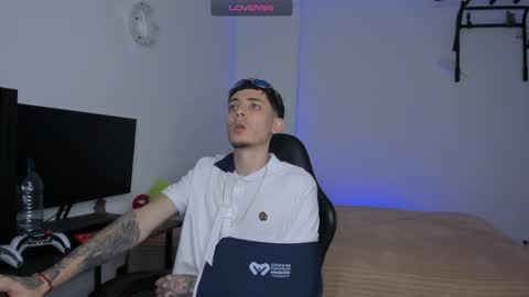 estivenvel online show from 04-27-26, 02:15