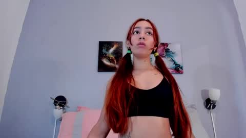 Estrellita online show from 04-25-26, 12:19