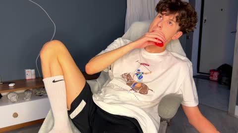 Alex online show from 12-26-24, 12:59