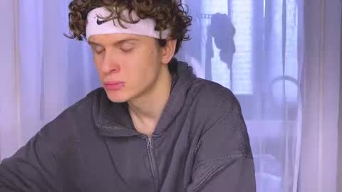 Alex online show from 03-26-26, 09:48