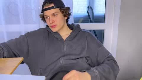 Alex online show from 04-13-26, 10:43