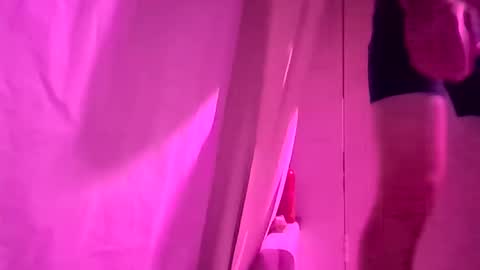 Snapshot of et528007 chatting on 09-27-25, 10:31 et528007 online show from 09-27-25, 10:31