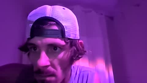 Snapshot of et528007 chatting on 12-18-25, 01:50 et528007 online show from 12-18-25, 01:50