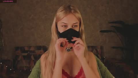 Sophia online show from 04-03-26, 09:13