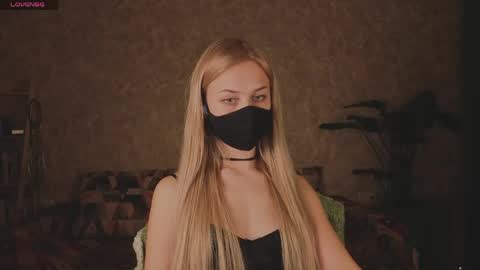 Sophia online show from 04-22-26, 10:44