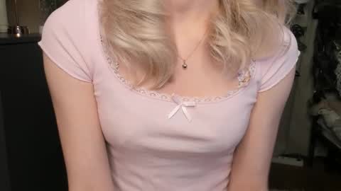 Natalie online show from 02-27-26, 05:51