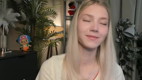 Snapshot of eternity_cuite chatting on 05-29-26, 06:00 Natalie online show from 05-29-26, 06:00
