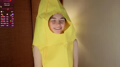 Snapshot of eternity_is_endless chatting on 10-31-25, 08:04 Mary online show from 10-31-25, 08:04