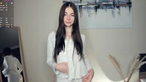 Snapshot of eternity_is_endless chatting on 11-29-25, 07:33 Mary online show from 11-29-25, 07:33