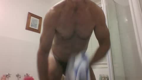 Snapshot of etextratestacle chatting on 12-23-24, 04:50 ET online show from 12-23-24, 04:50