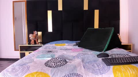 Snapshot of ethan__walker chatting on 01-15-25, 08:48 Ethan online show from 01-15-25, 08:48