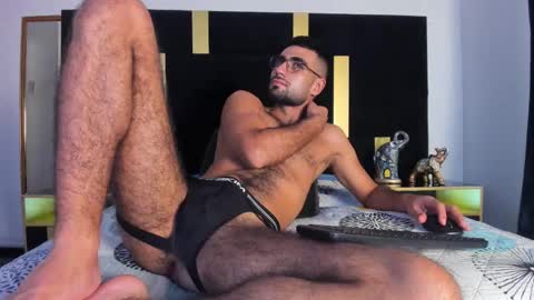 Snapshot of ethan__walker chatting on 02-24-25, 08:25 Ethan online show from 02-24-25, 08:25