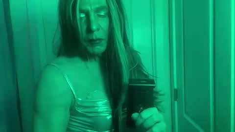 Snapshot of ethan_astrid chatting on 05-16-26, 07:45 Bustedpussy online show from 05-16-26, 07:45