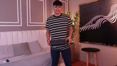 Snapshot of ethan_occonor chatting on 10-29-25, 11:34 ethan_occonor online show from 10-29-25, 11:34