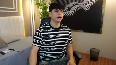 Snapshot of ethan_occonor chatting on 11-11-25, 12:49 ethan_occonor online show from 11-11-25, 12:49