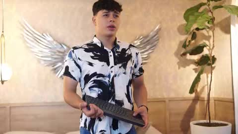 Snapshot of ethan_occonor chatting on 12-01-25, 12:10 ethan_occonor online show from 12-01-25, 12:10