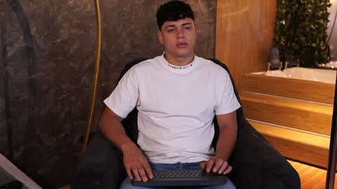 ethan_occonor online show from 04-01-26, 01:34