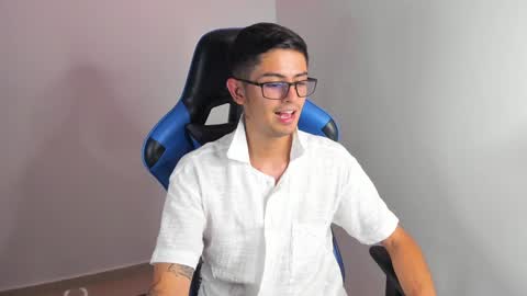 Snapshot of ethan_sai01 chatting on 02-01-25, 09:51 ETHAN SAI online show from 02-01-25, 09:51