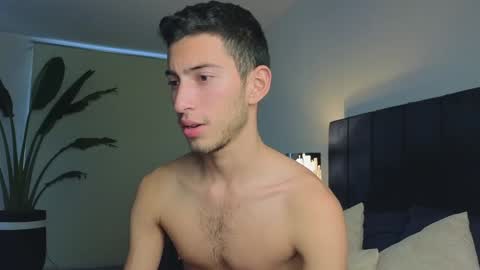 Snapshot of ethan_skiny_ chatting on 12-07-24, 09:44 Joan online show from 12-07-24, 09:44