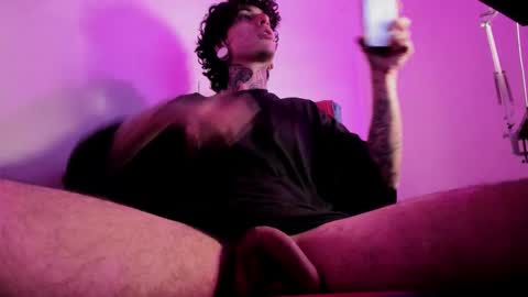 Snapshot of ethan_sykes chatting on 10-03-25, 04:42 Ethan sykes online show from 10-03-25, 04:42