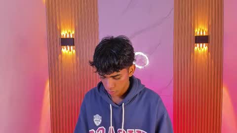 Snapshot of ethan_thouse chatting on 12-04-25, 07:44 ethan_thouse online show from 12-04-25, 07:44