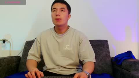 ethanconnor_ online show from 01-08-26, 12:07