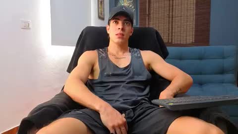 ethangreey1 online show from 04-25-26, 02:36