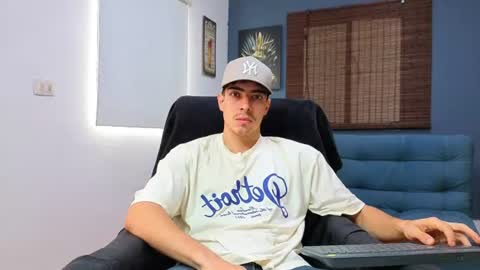 ethangreey1 online show from 07-23-26, 02:15