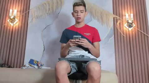 ethanhot_os online show from 04-18-26, 05:50
