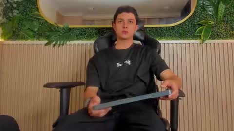 ethanlowell online show from 01-18-26, 02:48