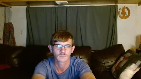 Snapshot of ethansteelexxx2 chatting on 04-12-26, 03:00 ethansteelexxx2 online show from 04-12-26, 03:00