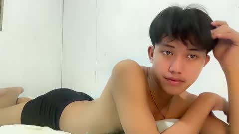 Snapshot of ethereal_blake chatting on 06-07-26, 02:43 BLAKE online show from 06-07-26, 02:43