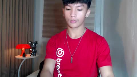 Snapshot of etherealboytoy4hire chatting on 12-14-25, 11:15 Rey online show from 12-14-25, 11:15