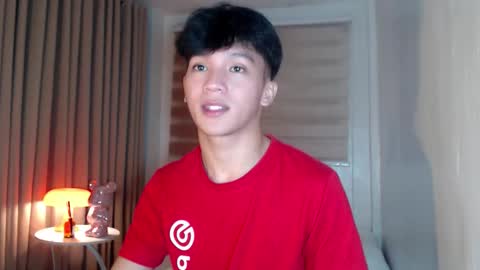 Rey online show from 04-23-26, 03:03