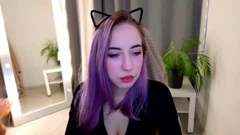 Snapshot of etherealechoes chatting on 11-14-25, 05:39 Isabelle online show from 11-14-25, 05:39