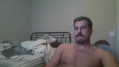 Snapshot of etim33 chatting on 10-08-25, 08:50 etim33 online show from 10-08-25, 08:50