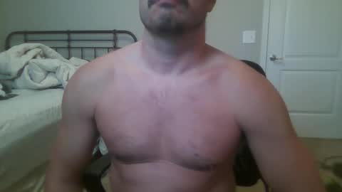 Snapshot of etim33 chatting on 10-22-25, 06:40 etim33 online show from 10-22-25, 06:40