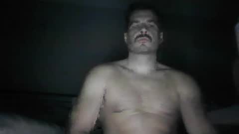 Snapshot of etim33 chatting on 11-22-25, 09:41 etim33 online show from 11-22-25, 09:41