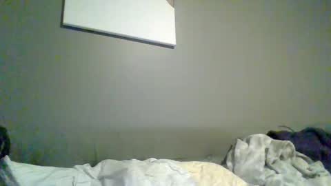 Snapshot of eugar81 chatting on 12-15-25, 08:29 eugar81 online show from 12-15-25, 08:29