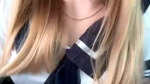 Snapshot of eugenakhouri chatting on 10-03-25, 05:15 Lana online show from 10-03-25, 05:15