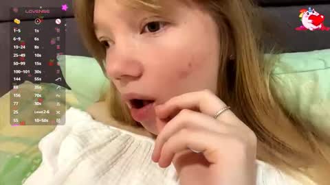 Snapshot of eugenakhouri chatting on 10-25-25, 05:48 Lana online show from 10-25-25, 05:48