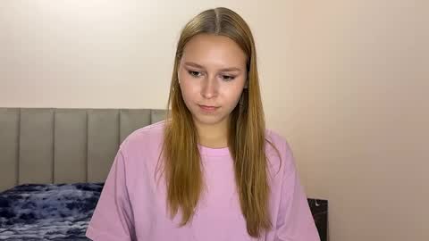 Snapshot of eugenierickel chatting on 05-18-26, 02:23 Alice online show from 05-18-26, 02:23