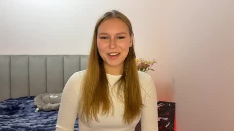 Snapshot of eugenierickel chatting on 05-23-26, 02:21 Alice online show from 05-23-26, 02:21