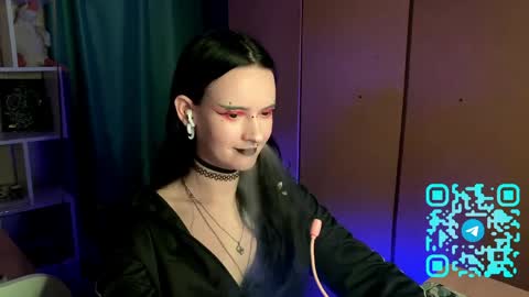 Kate online show from 04-04-26, 01:08